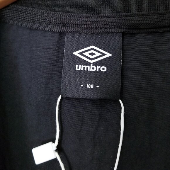 NEW Umbro Men's L Classic Short Sleeve Piste Nylon Top Black Athleisure Sporty - Picture 11 of 16